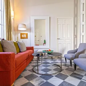 Genteel San Laureano Siviglia