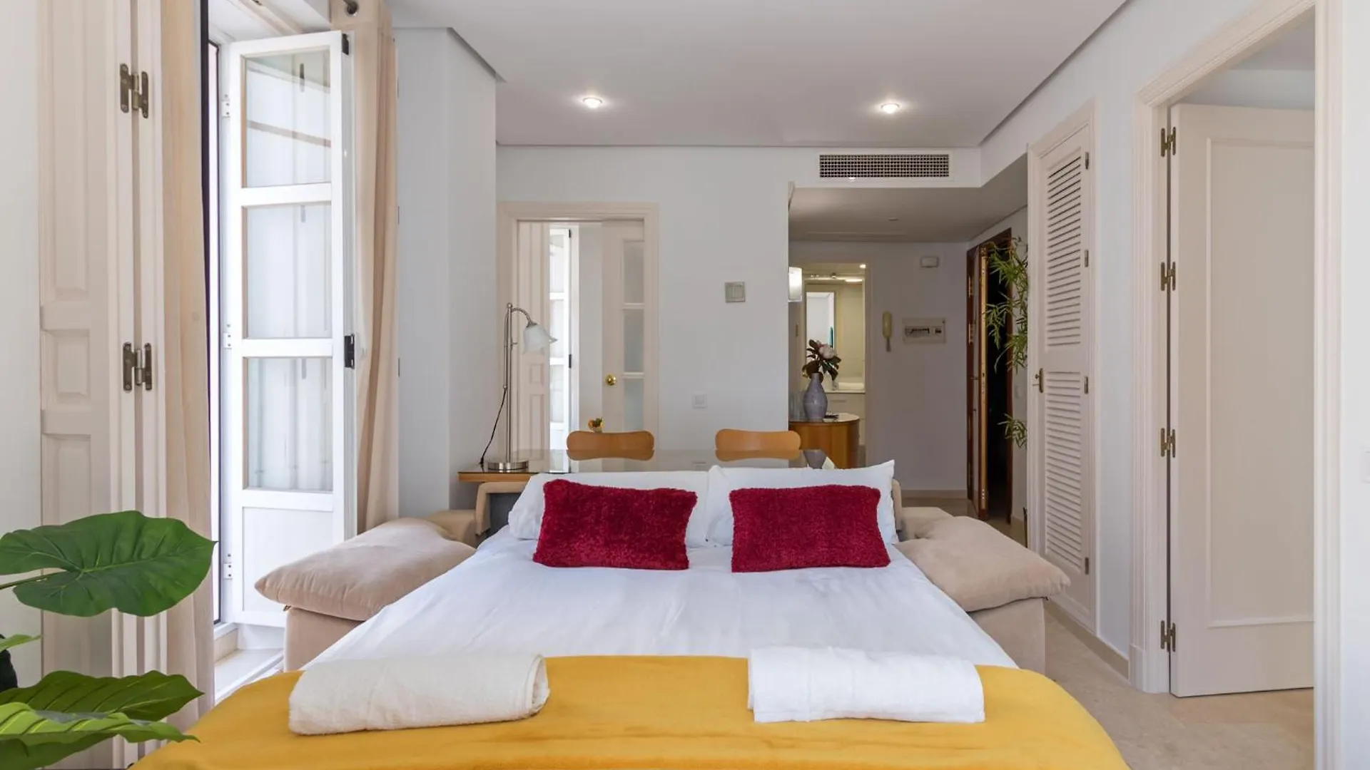 Bamberg Central Suite By Valcambre Seville Spain